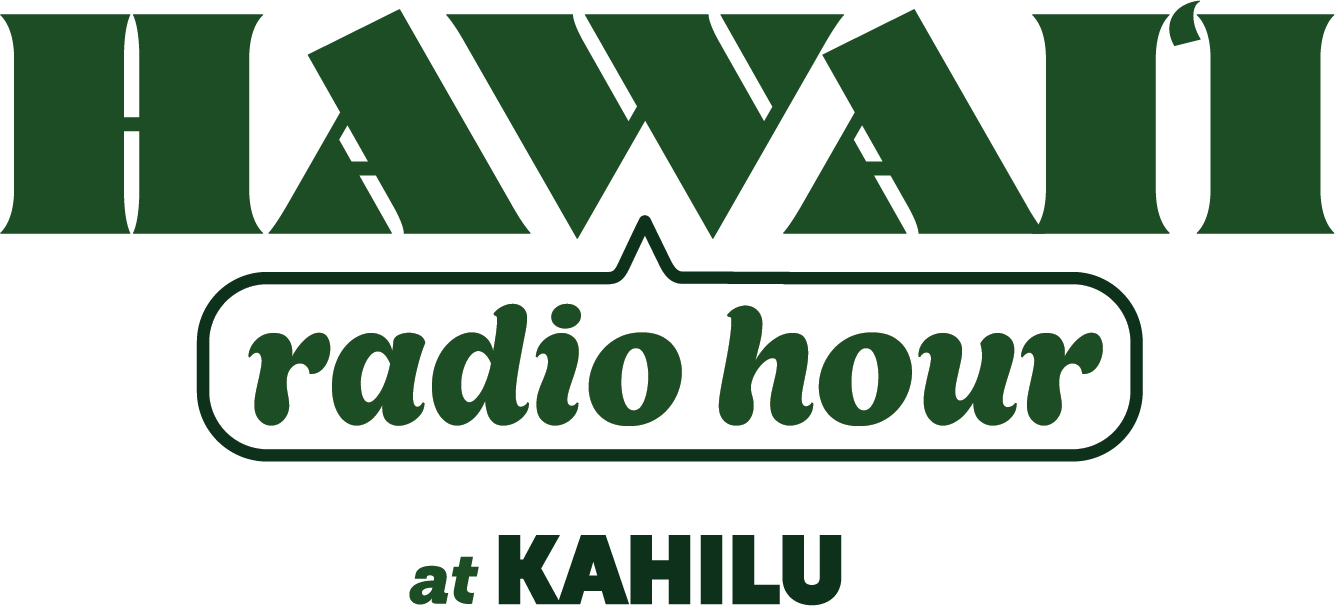 Logo with the words "Hawaii radio hour at Kahilu" in bold green font, with "radio hour" inside a speech bubble shape.